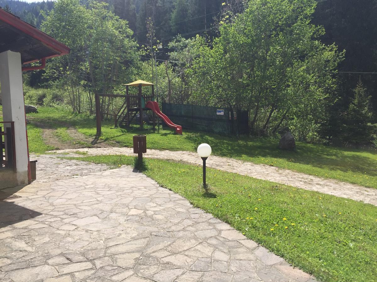 Hotel Valled'Oro Borno Luaran gambar
